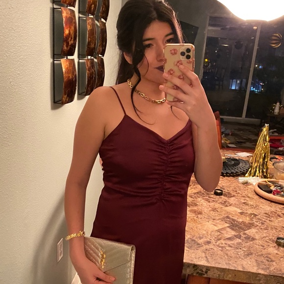 Meet your Posher, Sandra - Picture 3 of 5